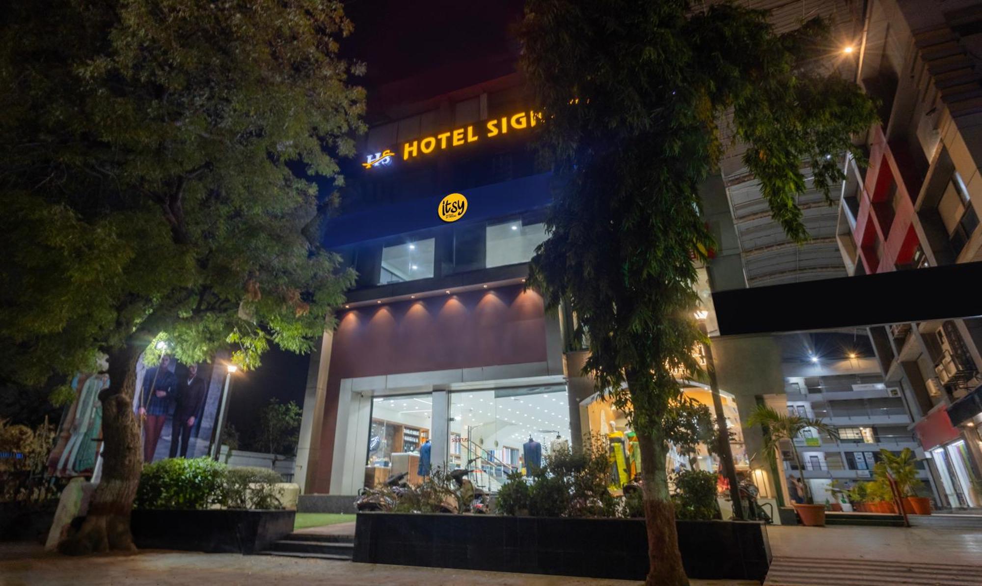 אחמדאבאד Itsy Hotels Signature, Nehru Nagar מראה חיצוני תמונה